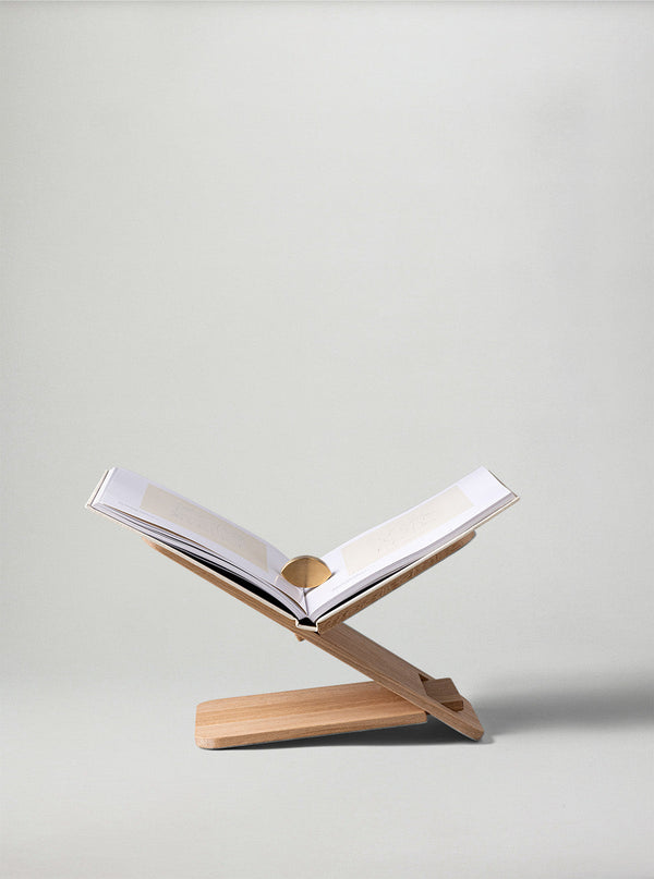 NM Bookstand – Oak (Made in Denmark)